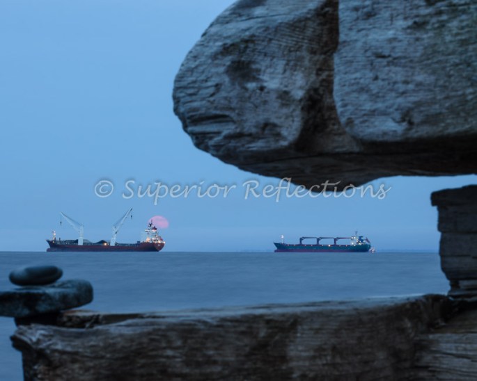 17Jun_Ships_Under_a_Full_Moon_041
